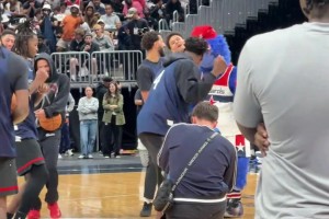 状元这跳舞水平怎么样 迪班萨展现魔性舞姿