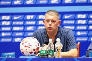 记者：海牛降级后，教头米兰肯定会在赛季结束后下课